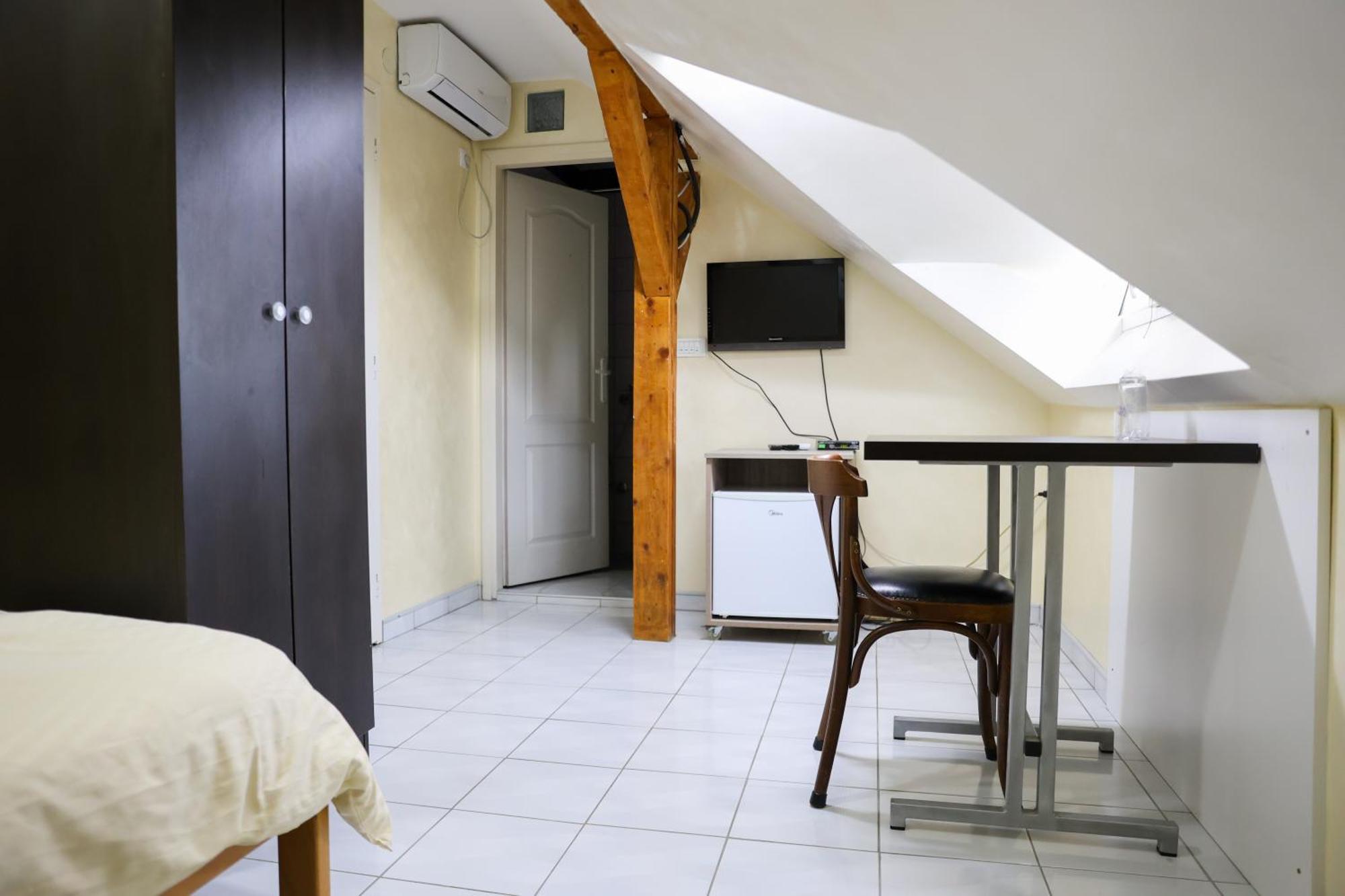 Marex Centar Hotel Jabuka Exterior photo